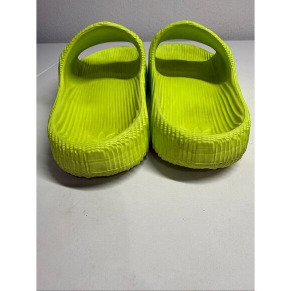 Adidas Adilette 22 Slides Solar Yellow Men’s Size 13UK/ 13,5 US Men’s See Notes main image 10